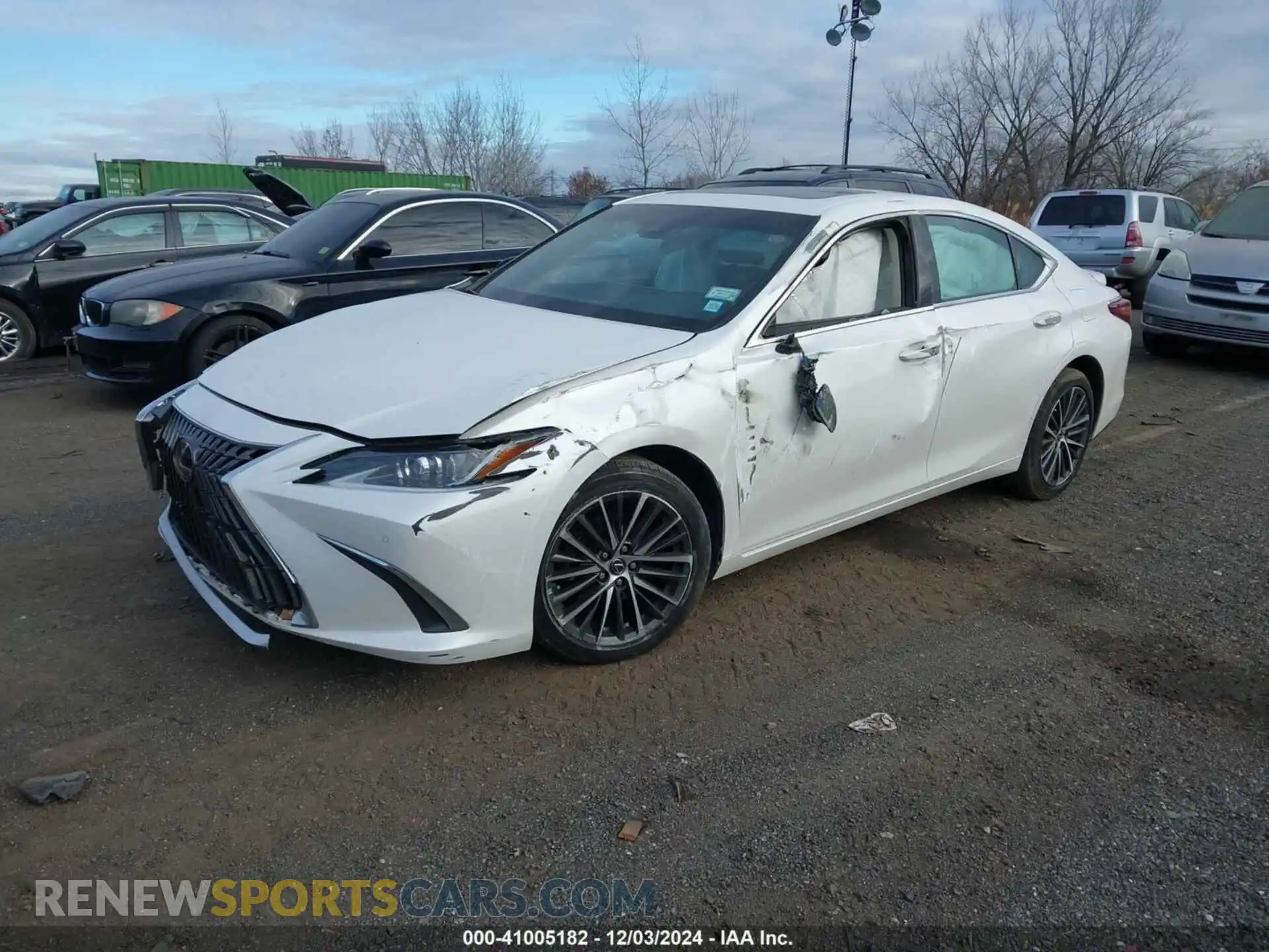 2 Photograph of a damaged car 58ADZ1B11PU139676 LEXUS ES 350 2023