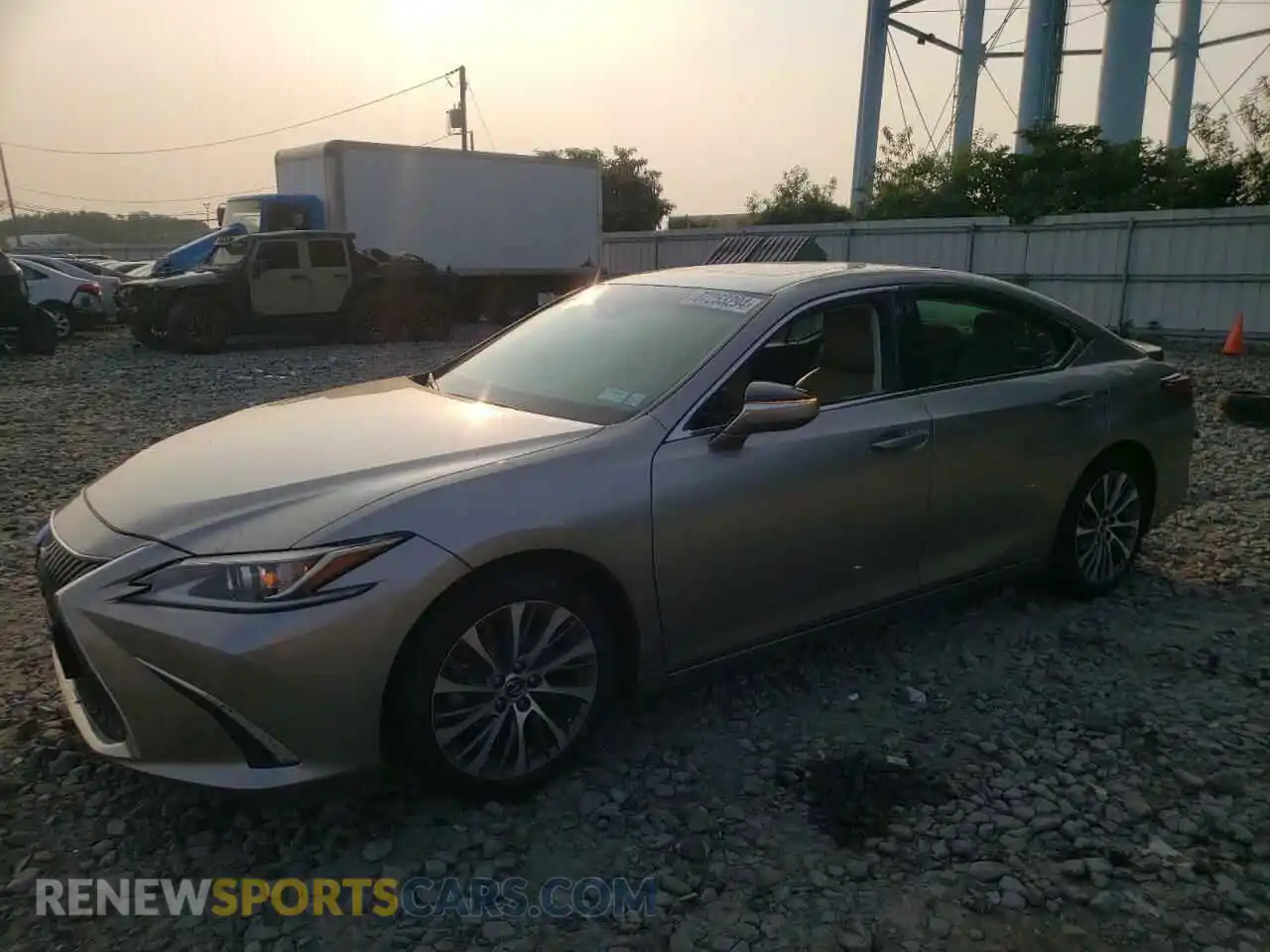 1 Photograph of a damaged car 58AD11D19MU004199 LEXUS ES250 2021