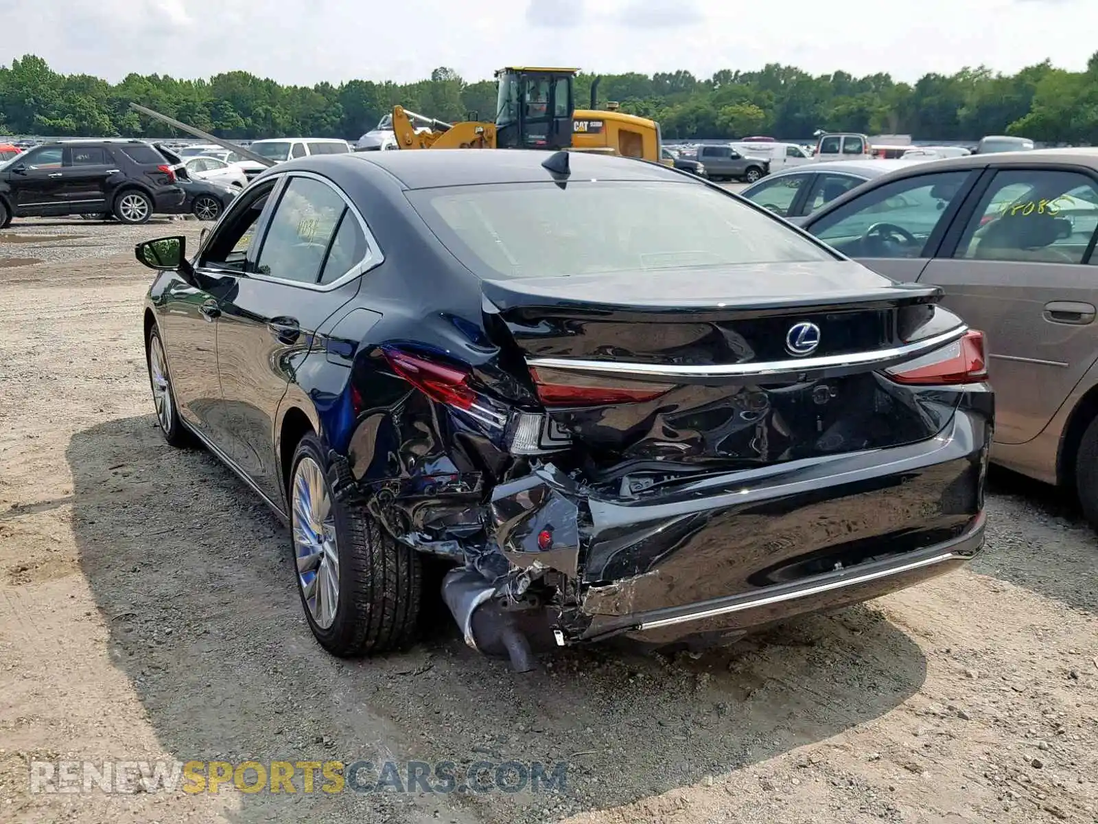 3 Photograph of a damaged car JTHB21B10K2024352 LEXUS ES300 2019