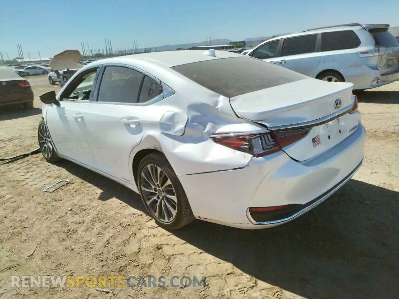 3 Photograph of a damaged car JTHB21B10K2034475 LEXUS ES300 2019
