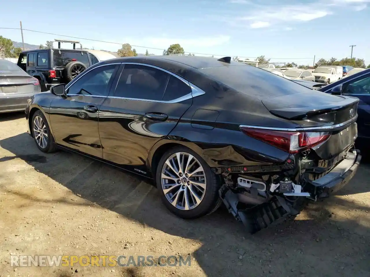 2 fotografías del automóvil dañado 58AD21B12LU008092 LEXUS ES300 2020