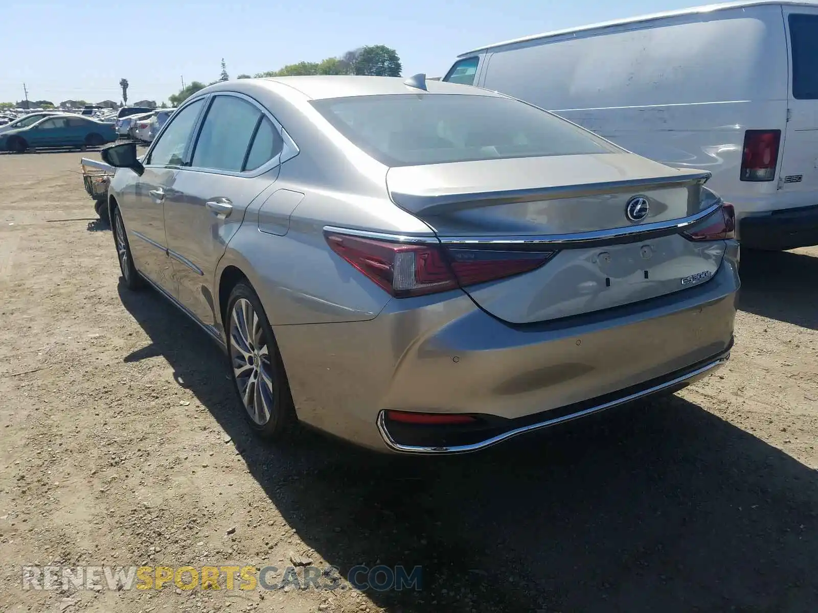 3 Photograph of a damaged car 58AD21B14LU008434 LEXUS ES300 2020