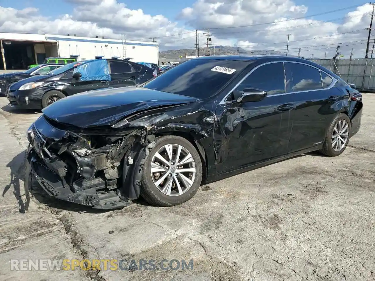 1 Photograph of a damaged car 58AD21B15LU005512 LEXUS ES300 2020