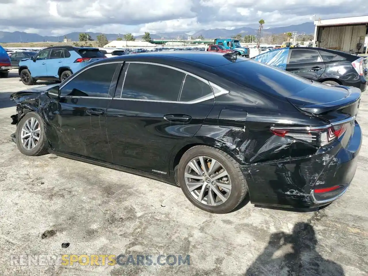 2 Photograph of a damaged car 58AD21B15LU005512 LEXUS ES300 2020