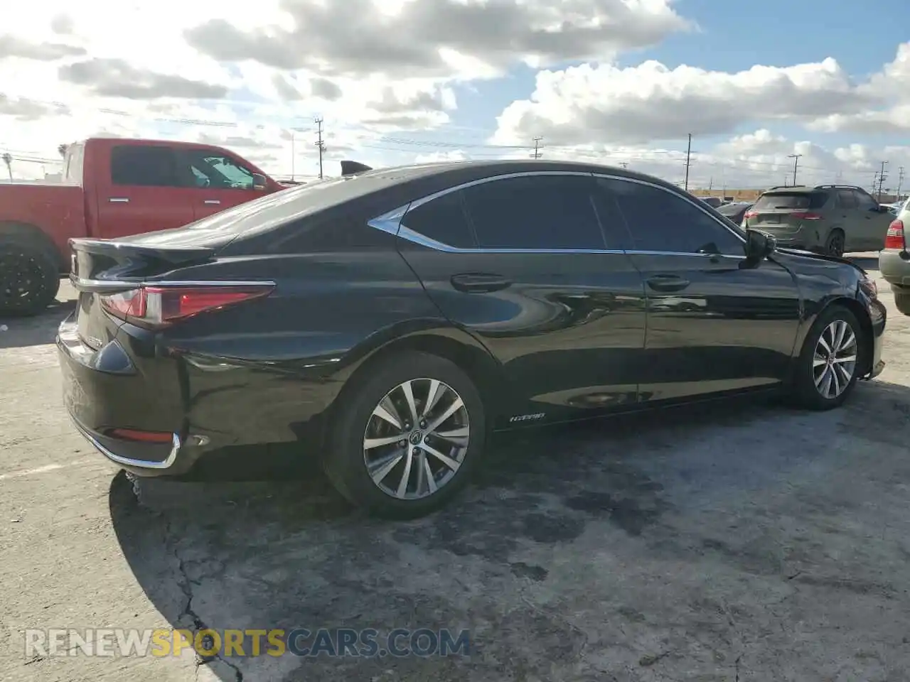 3 Photograph of a damaged car 58AD21B15LU005512 LEXUS ES300 2020