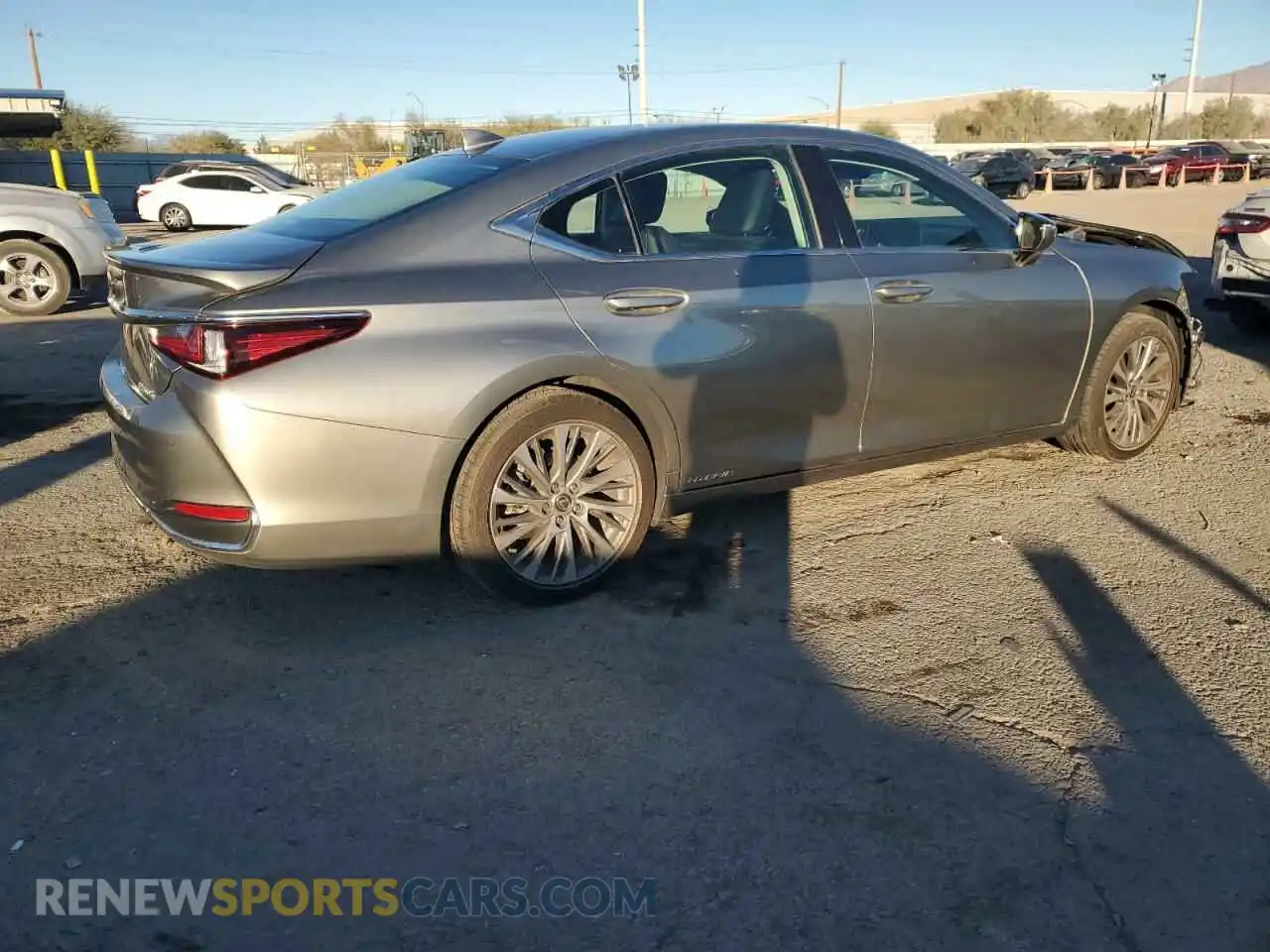 3 Photograph of a damaged car 58AD21B18LU006329 LEXUS ES300 2020
