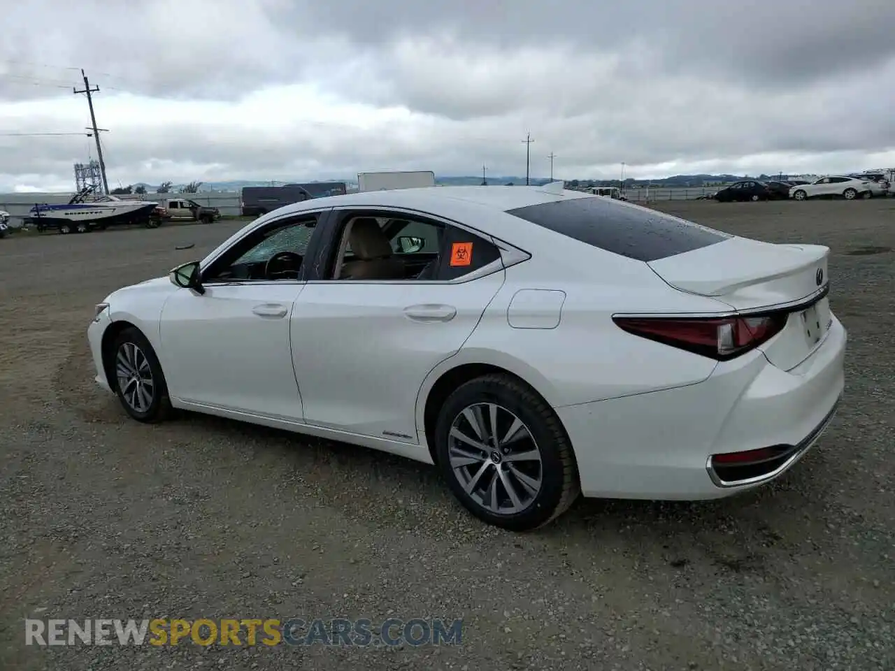 2 Photograph of a damaged car 58ACA1C10MU011247 LEXUS ES300 2021