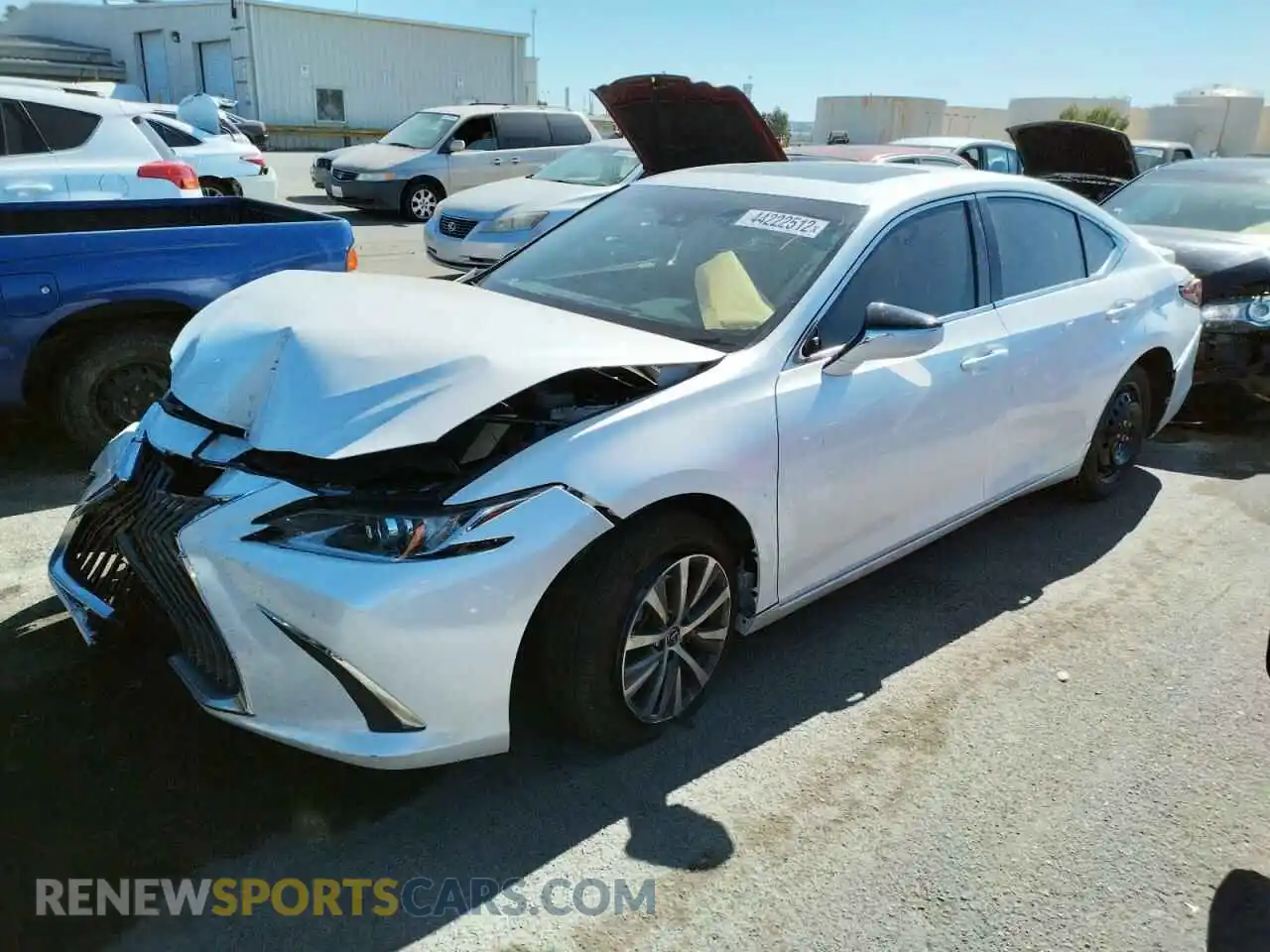 2 Photograph of a damaged car 58ACA1C11MU011533 LEXUS ES300 2021