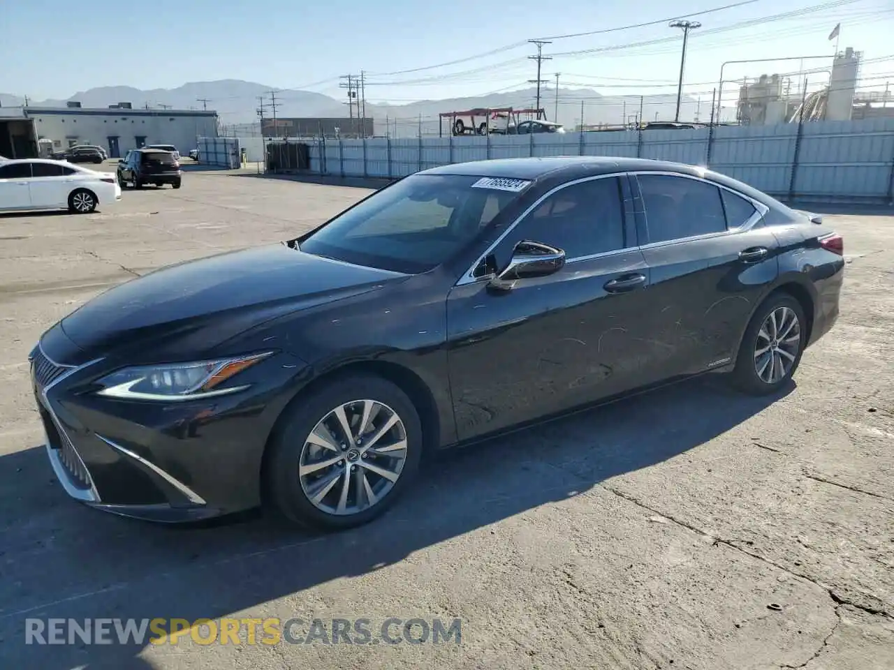1 Photograph of a damaged car 58ACA1C14MU005032 LEXUS ES300 2021