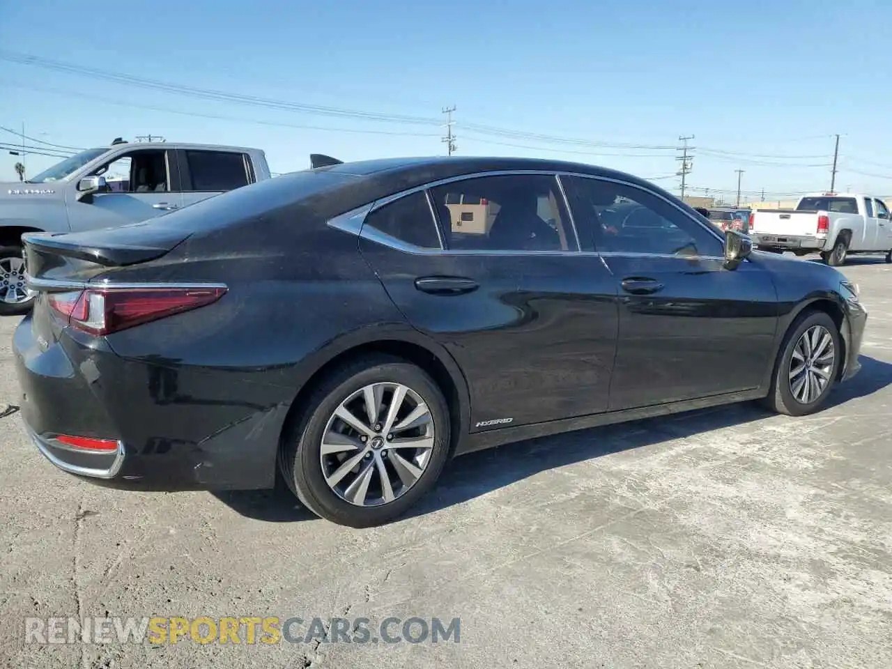 3 Photograph of a damaged car 58ACA1C14MU005032 LEXUS ES300 2021