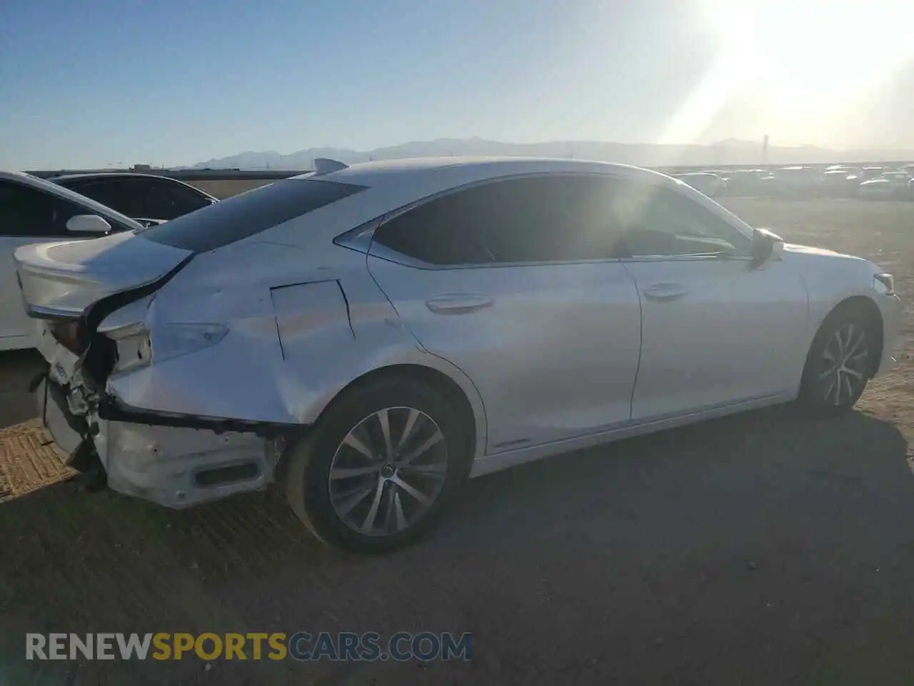 3 Photograph of a damaged car 58ACA1C15MU012068 LEXUS ES300 2021