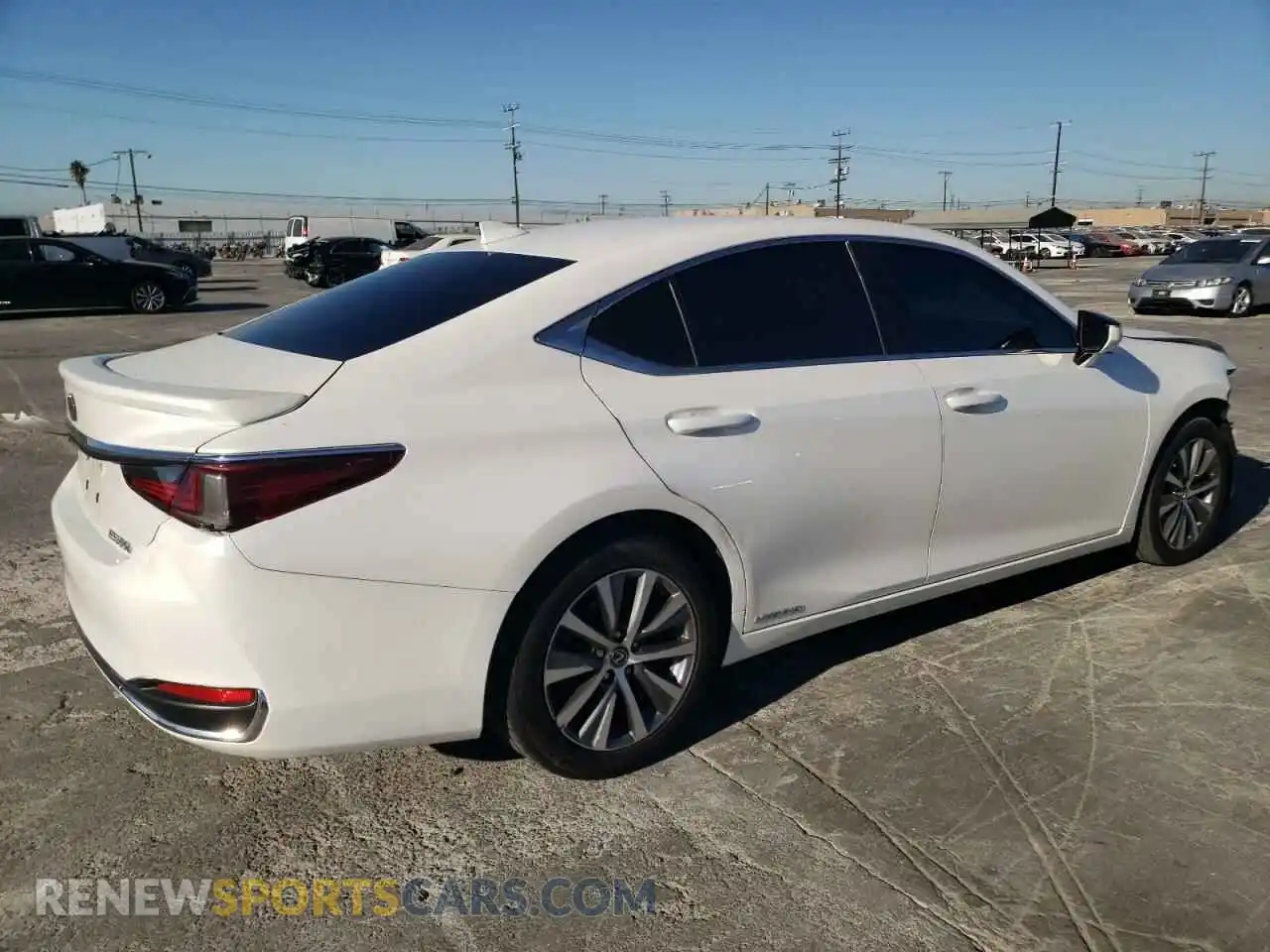 3 Photograph of a damaged car 58ACA1C18MU005048 LEXUS ES300 2021