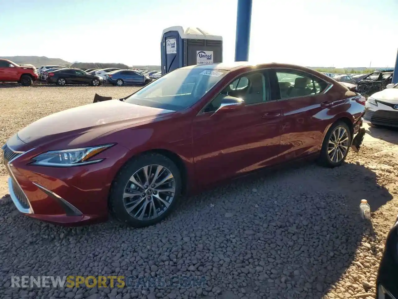 1 Photograph of a damaged car 58ADA1C10MU001600 LEXUS ES300 2021