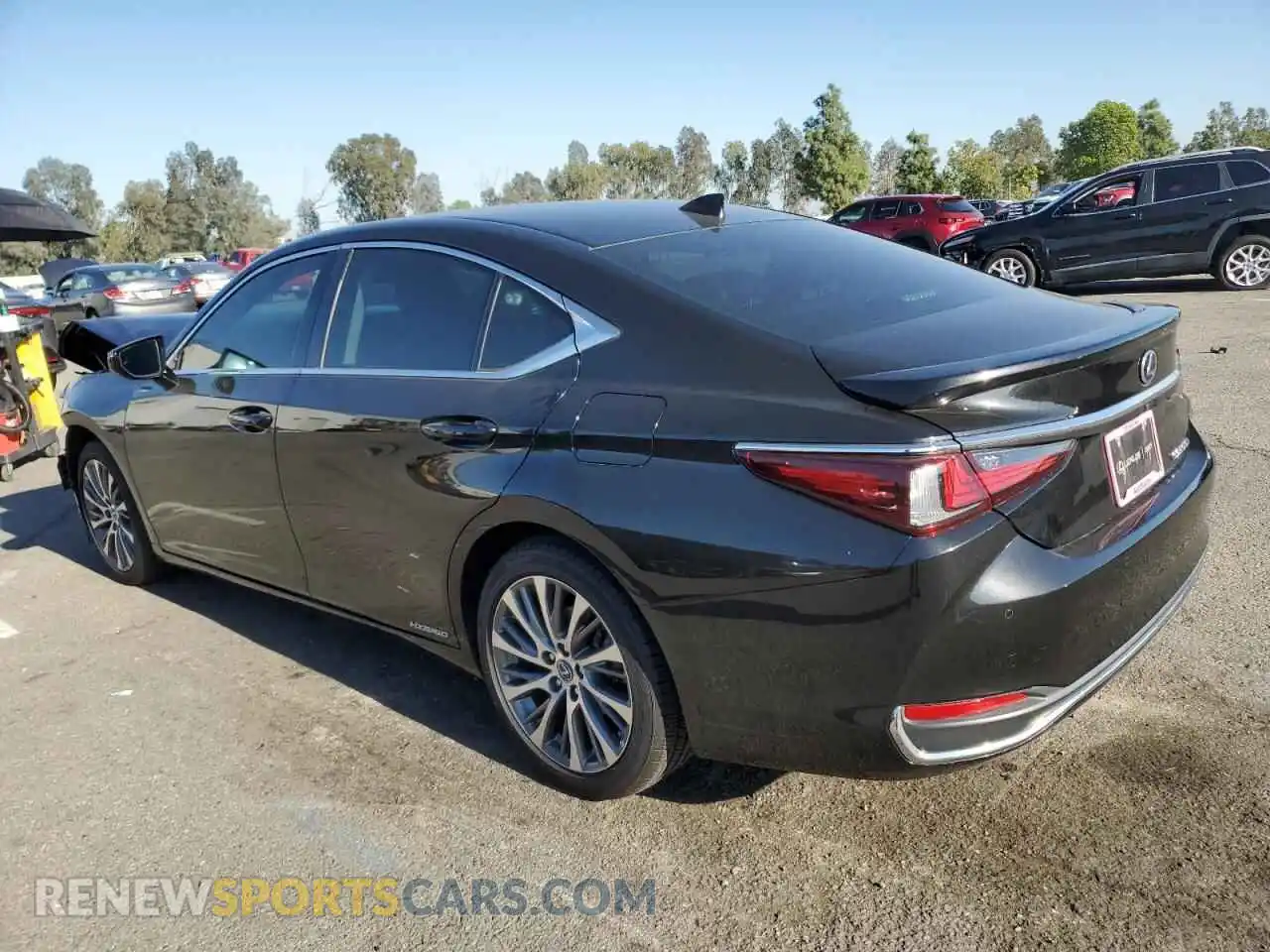 2 Фотография поврежденного автомобиля 58ADA1C11MU008958 LEXUS ES300 2021