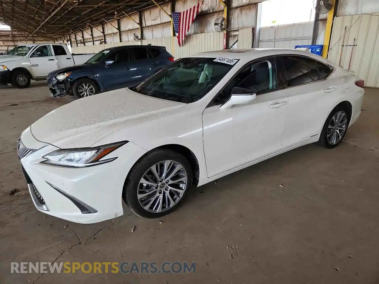 1 Photograph of a damaged car 58ADA1C12MU005759 LEXUS ES300 2021