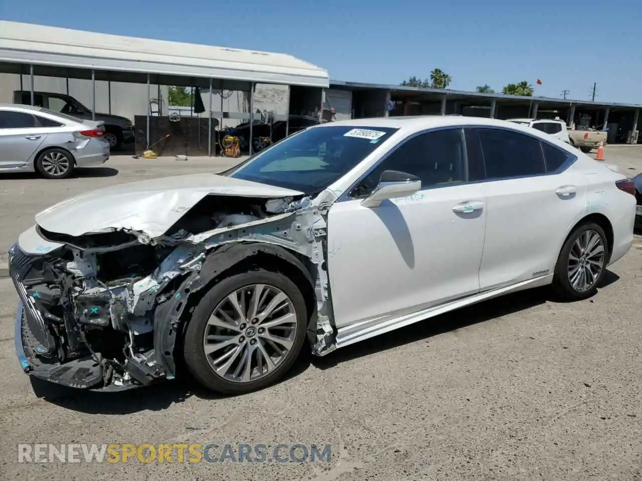1 Photograph of a damaged car 58ADA1C14MU003706 LEXUS ES300 2021
