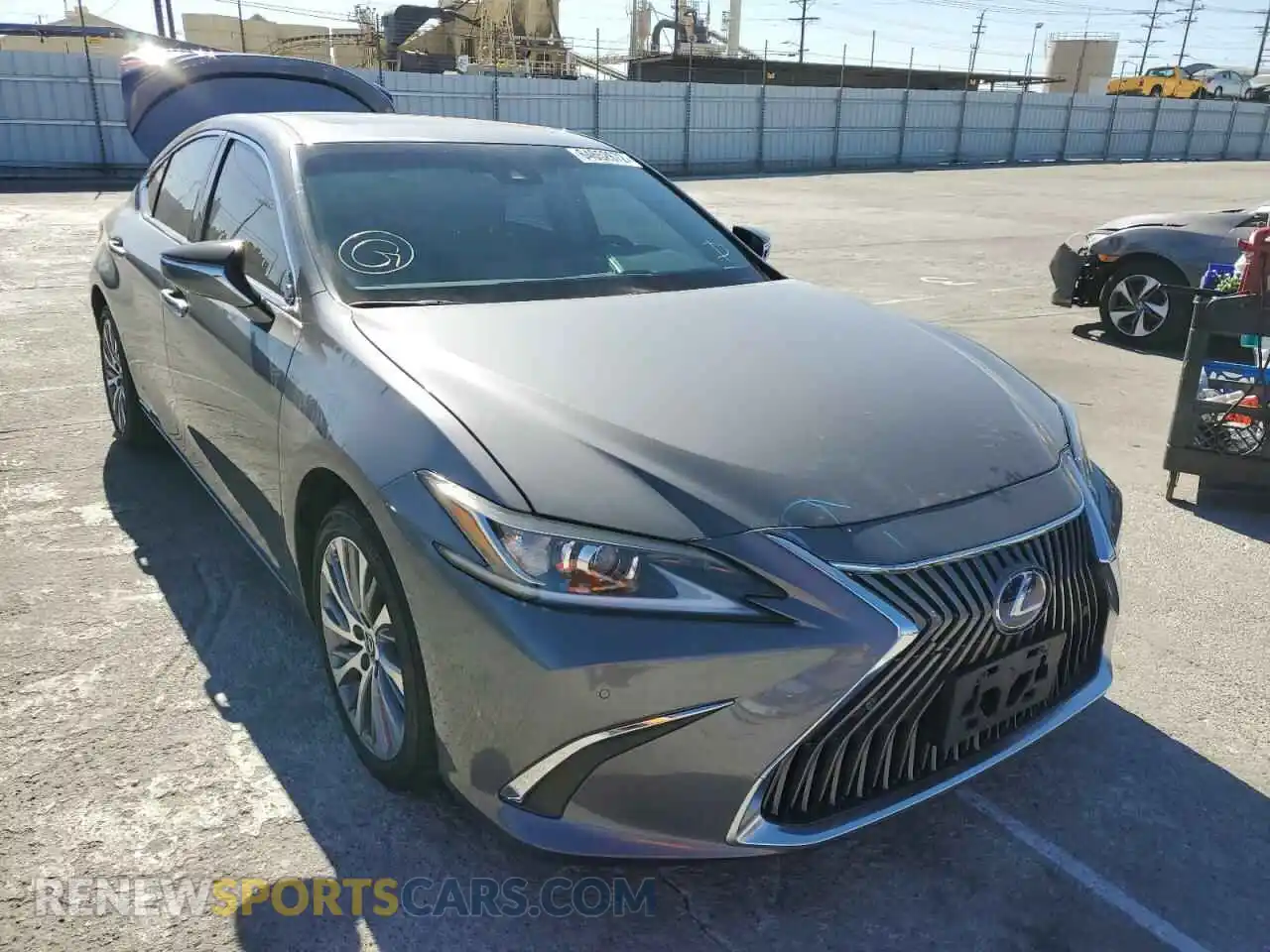 1 Photograph of a damaged car 58ADA1C15MU002757 LEXUS ES300 2021