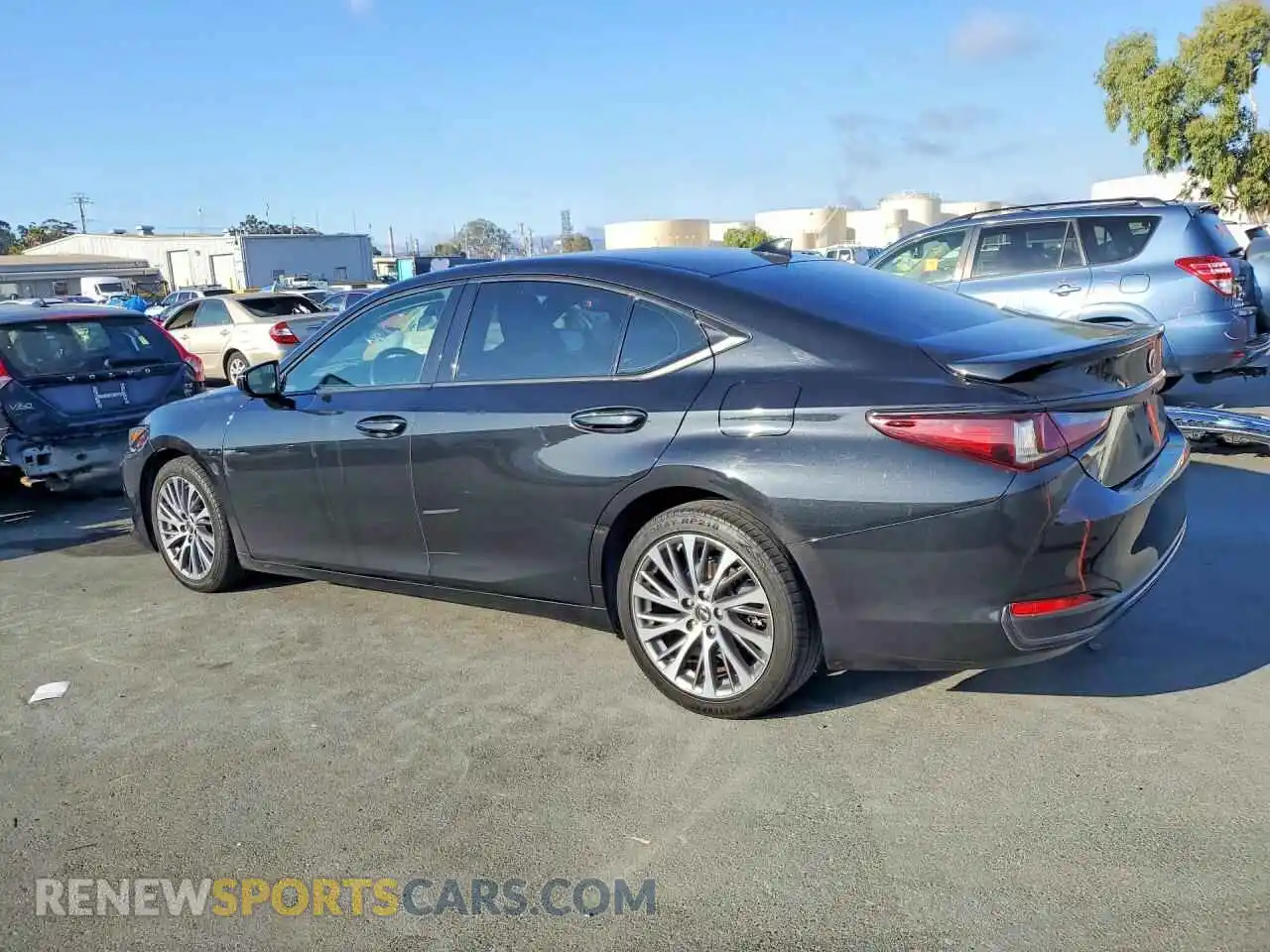 2 Photograph of a damaged car 58ADA1C16MU003674 LEXUS ES300 2021