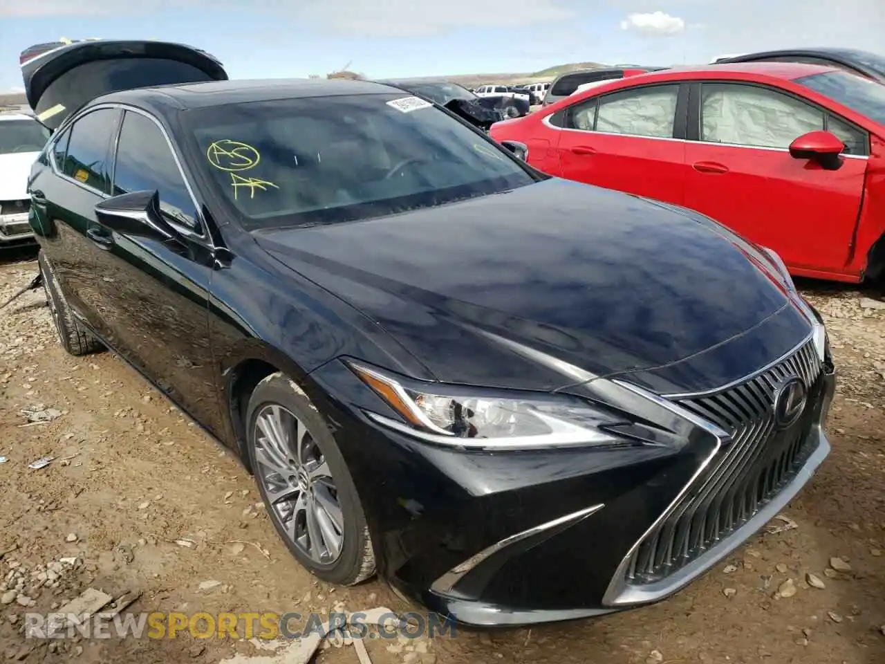 1 Photograph of a damaged car 58ADA1C17MU012531 LEXUS ES300 2021