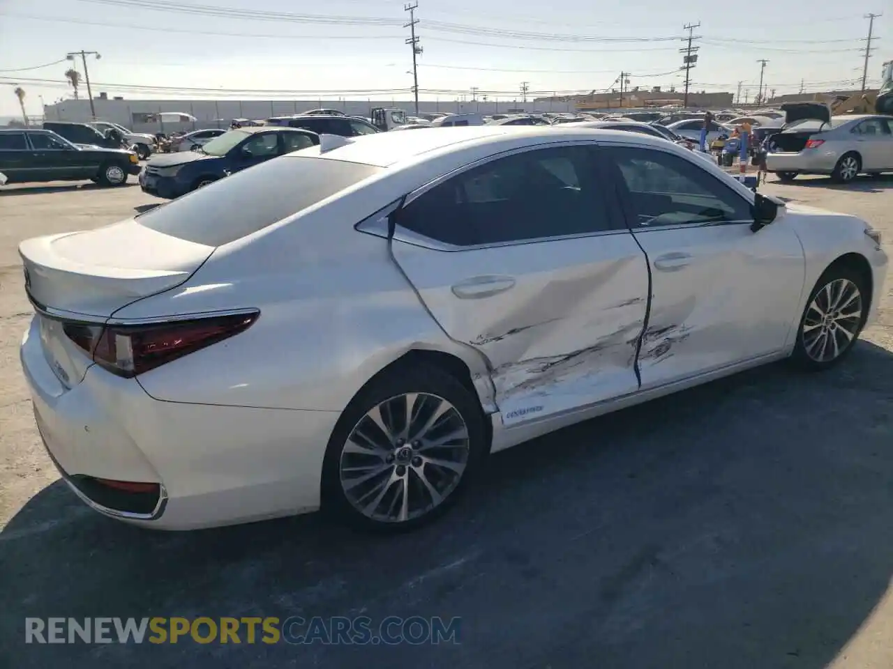 3 Photograph of a damaged car 58ADA1C18MU004860 LEXUS ES300 2021
