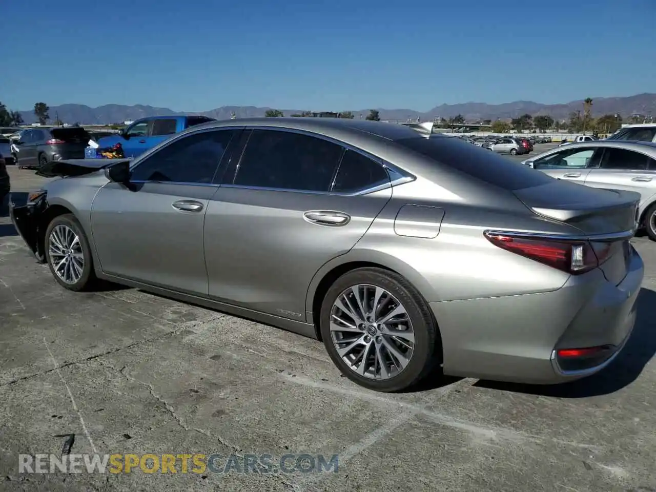 2 Photograph of a damaged car 58ADA1C1XMU010353 LEXUS ES300 2021