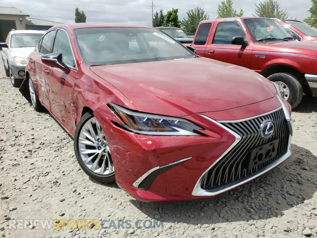 1 Photograph of a damaged car 58AEA1C11MU005692 LEXUS ES300 2021