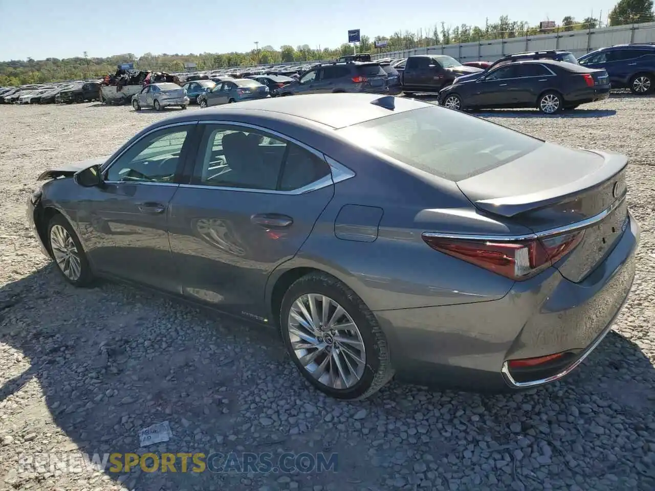 2 Photograph of a damaged car 58AEA1C11MU008141 LEXUS ES300 2021