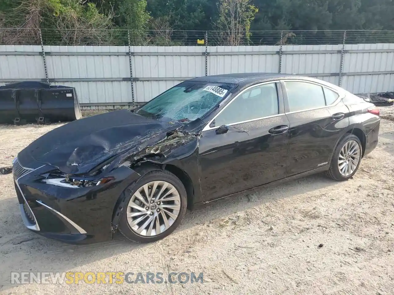 1 Photograph of a damaged car 58AEA1C17MU001369 LEXUS ES300 2021