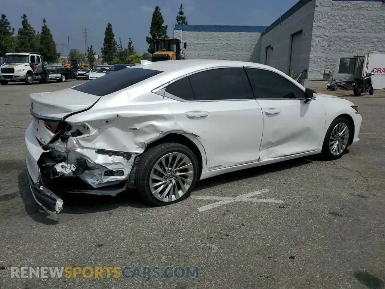 3 Photograph of a damaged car 58AEA1C18MU006497 LEXUS ES300 2021