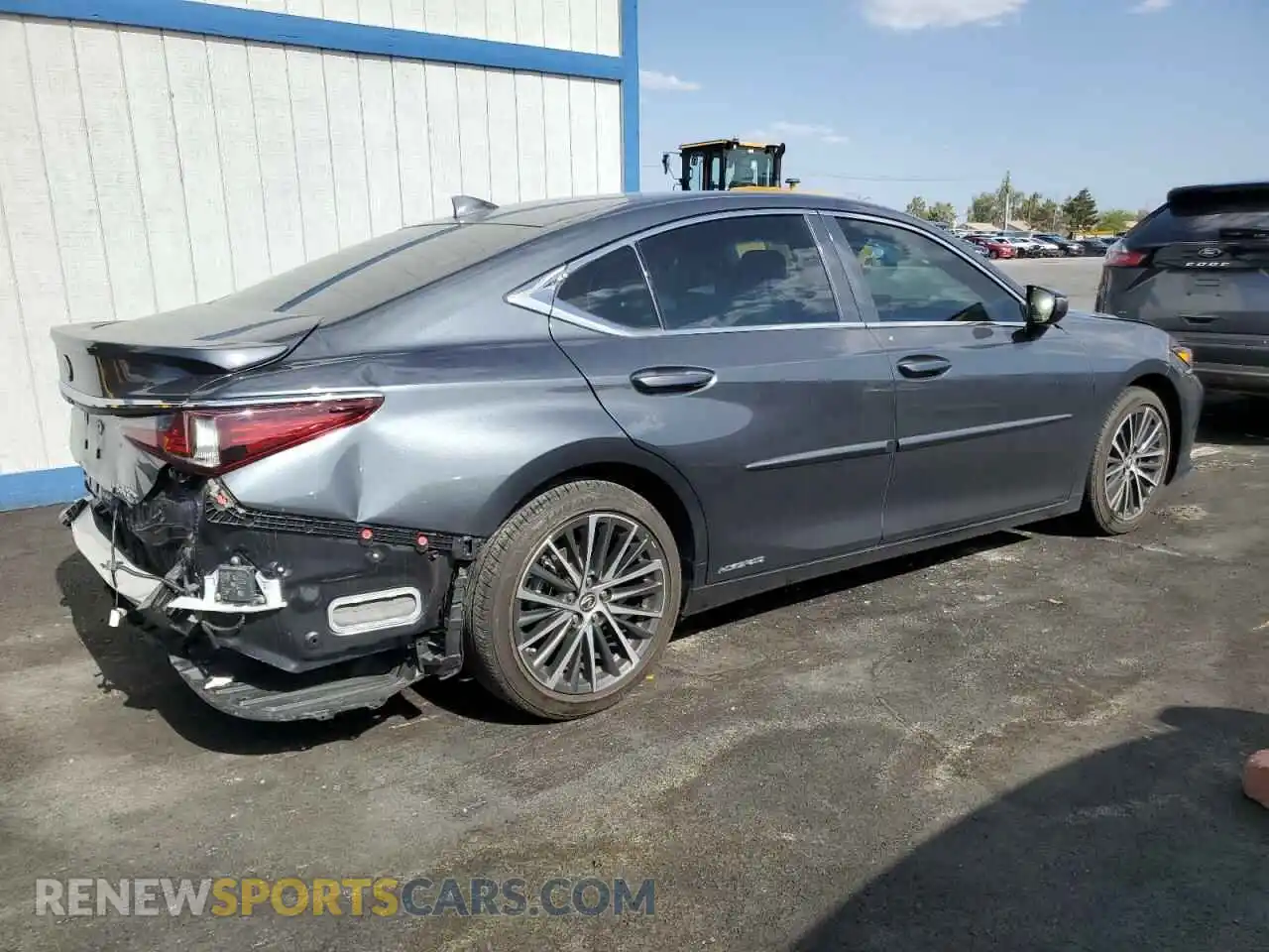 3 Фотография поврежденного автомобиля 58ADA1C17NU017617 LEXUS ES300 2022