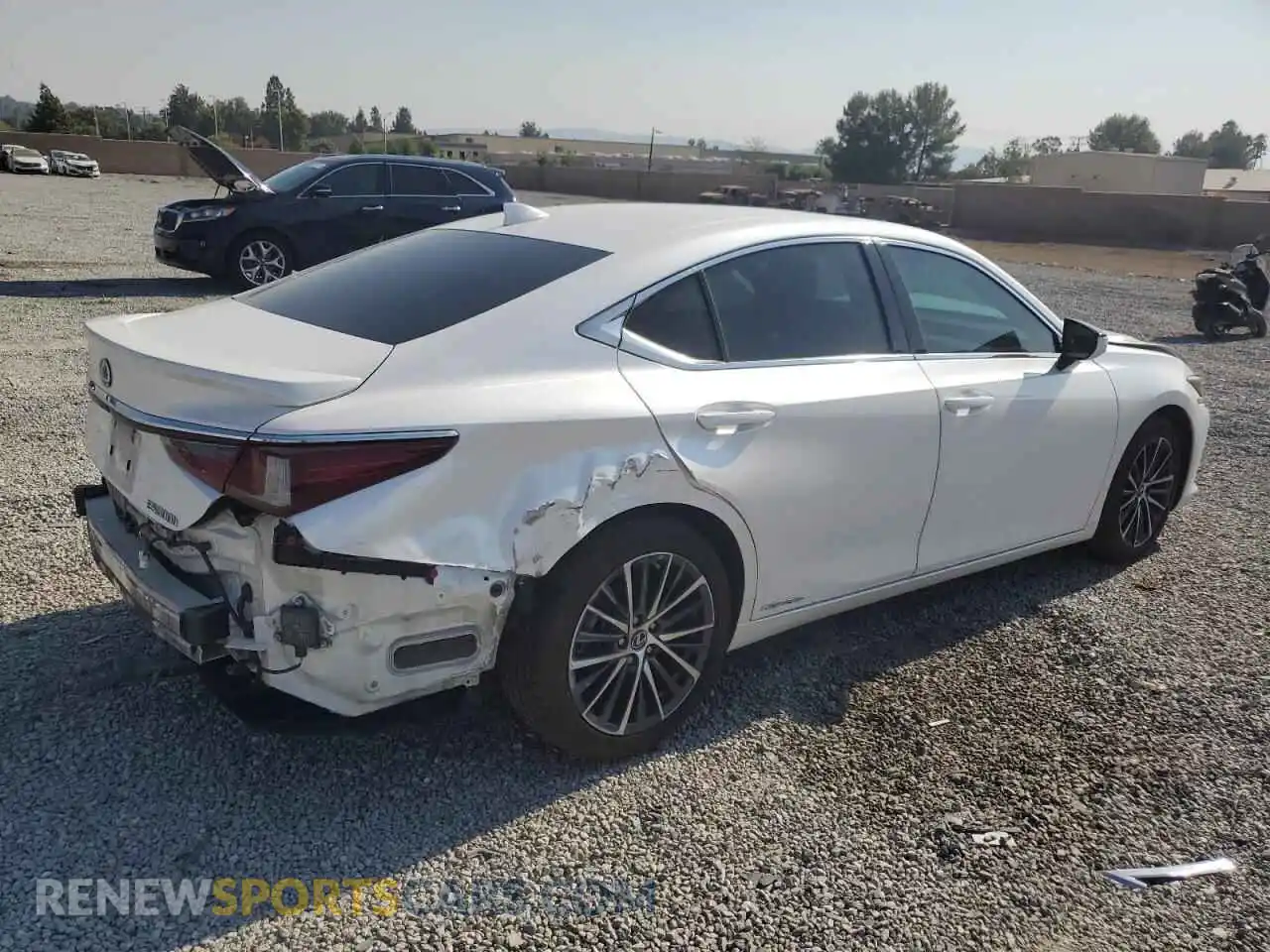 3 fotografías del automóvil dañado 58ADA1C17NU019626 LEXUS ES300 2022
