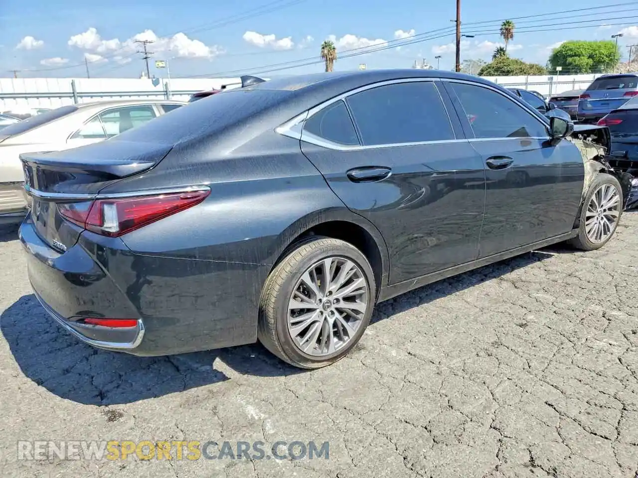 3 fotografías del automóvil dañado 58ADA1C1XPU029540 LEXUS ES300 2023