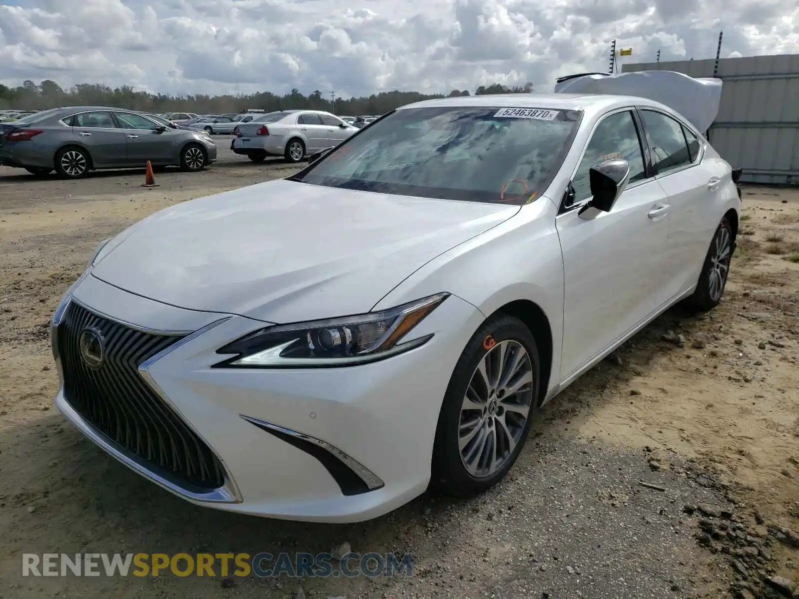 2 fotografías del automóvil dañado 58ABZ1B10KU006729 LEXUS ES350 2019