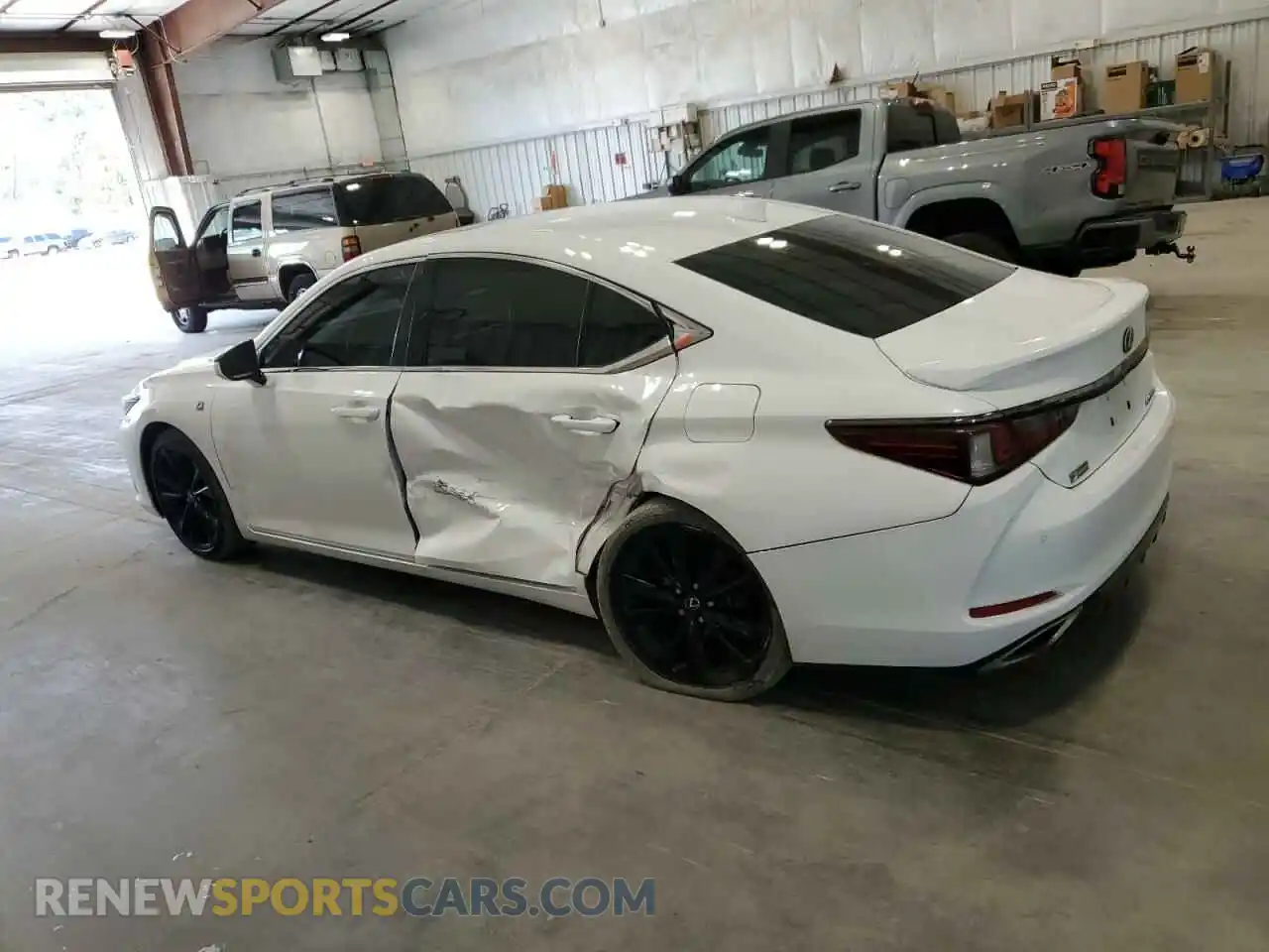 2 Photograph of a damaged car 58ABZ1B10KU011817 LEXUS ES350 2019