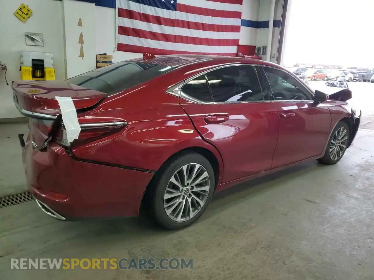 3 Photograph of a damaged car 58ABZ1B11KU033129 LEXUS ES350 2019