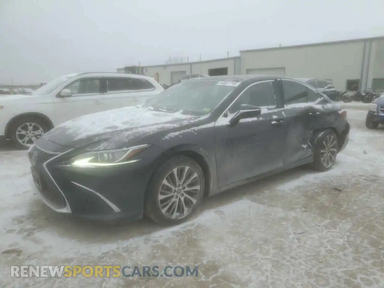 1 Фотография поврежденного автомобиля 58ABZ1B11KU049685 LEXUS ES350 2019