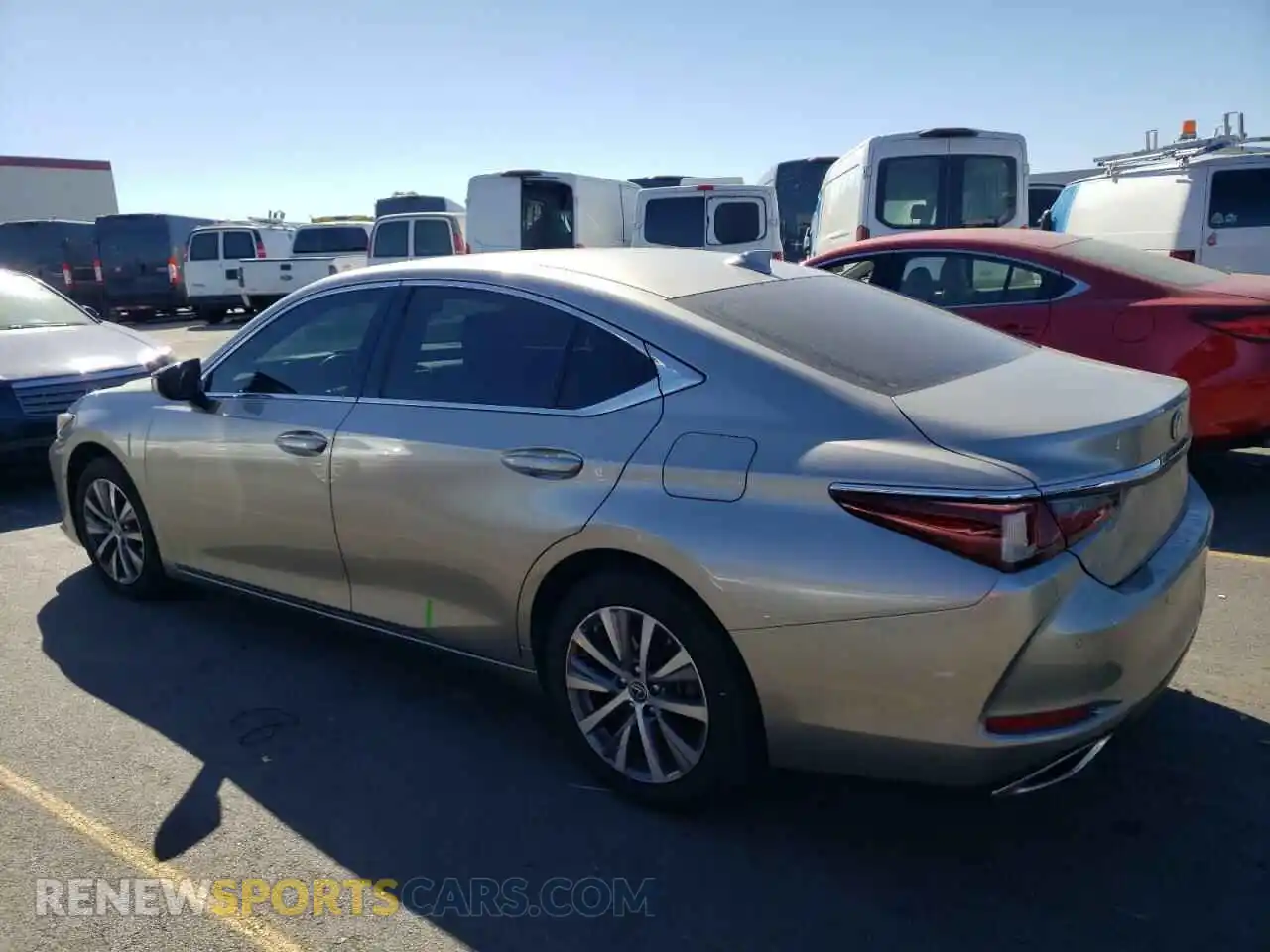 2 Фотография поврежденного автомобиля 58ABZ1B12KU018302 LEXUS ES350 2019