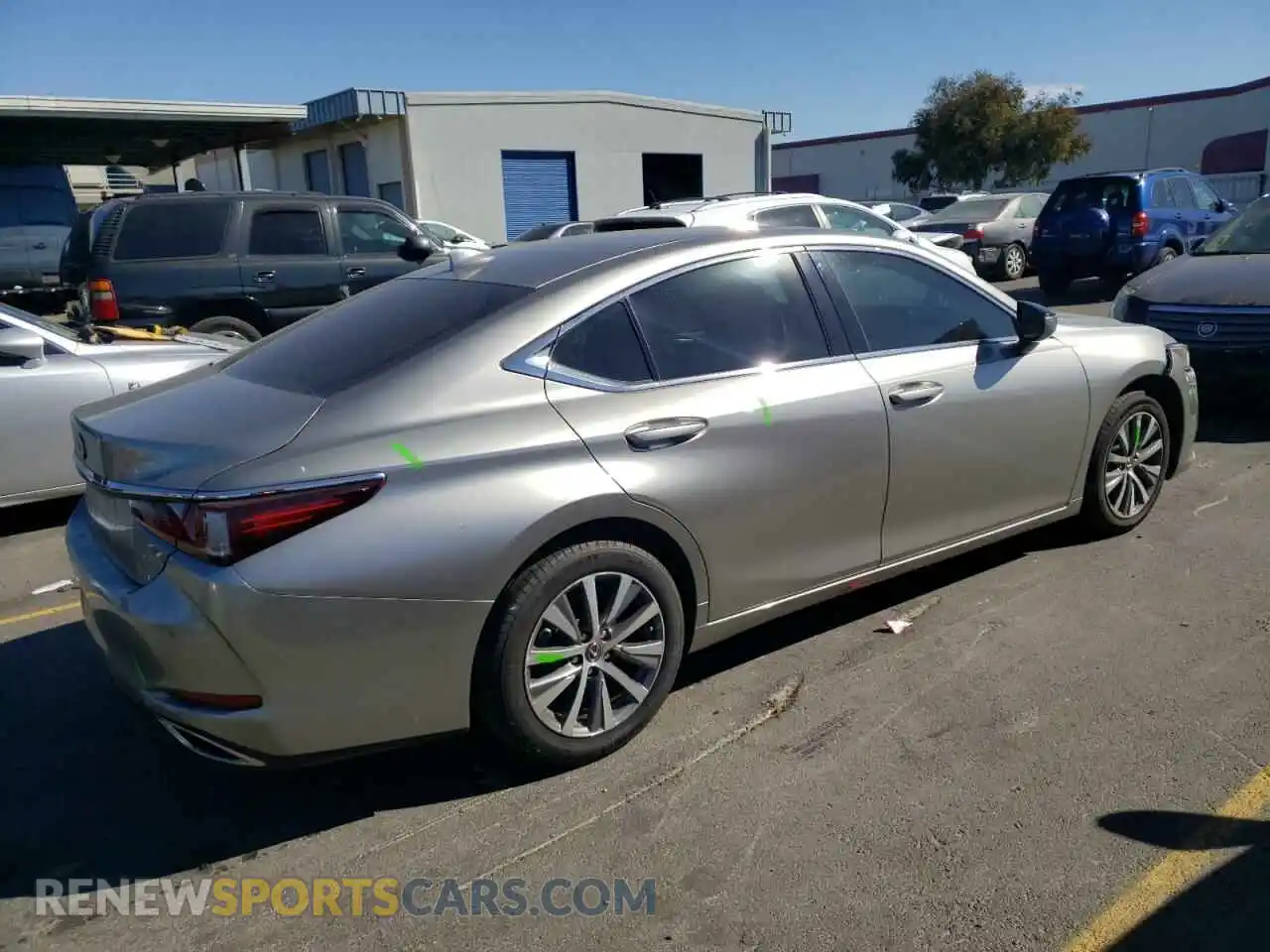 3 Фотография поврежденного автомобиля 58ABZ1B12KU018302 LEXUS ES350 2019