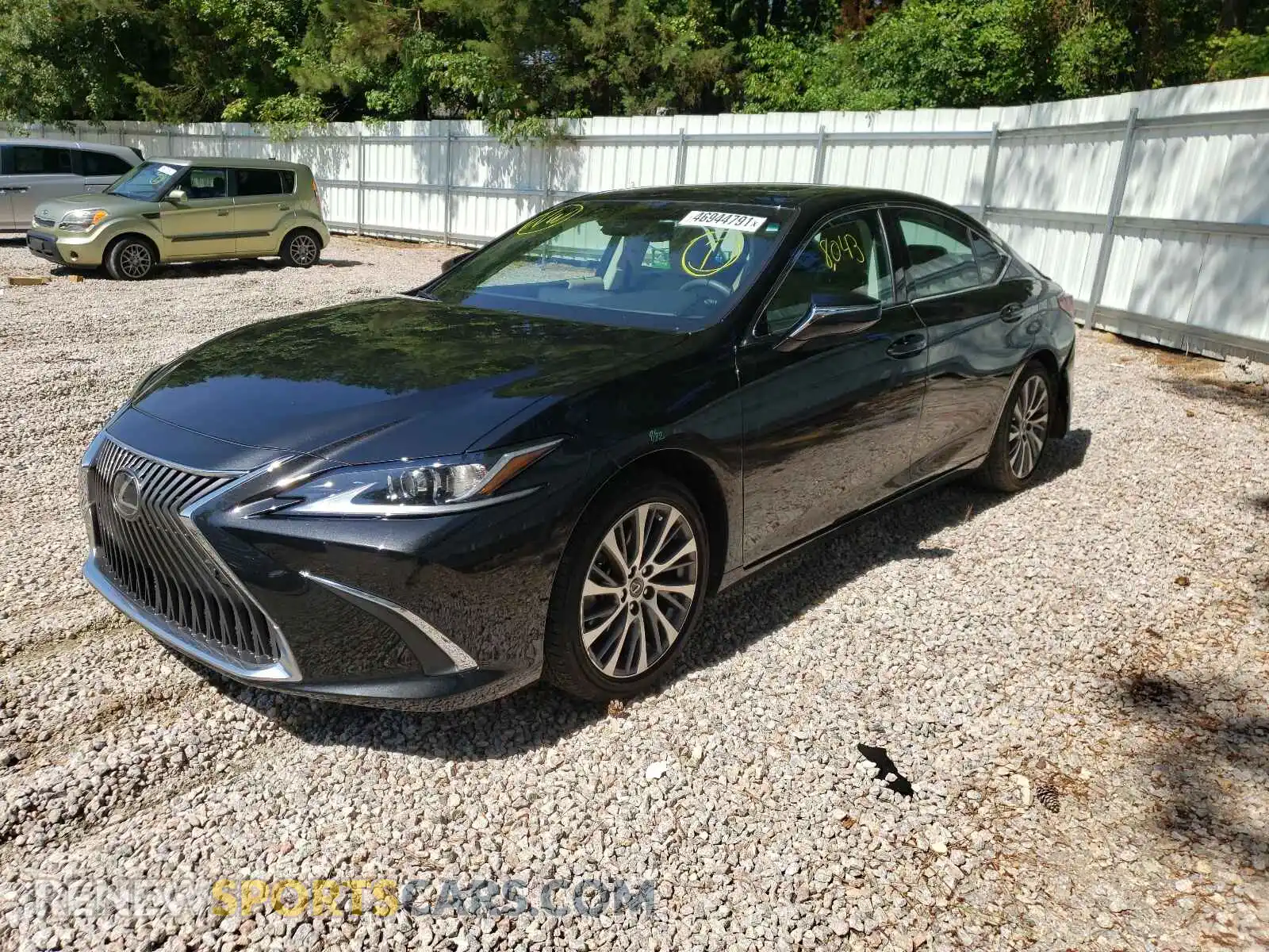 2 Photograph of a damaged car 58ABZ1B12KU045340 LEXUS ES350 2019
