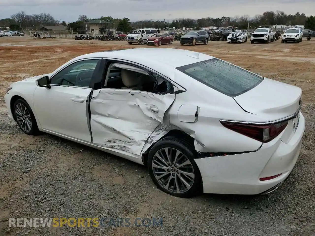2 Photograph of a damaged car 58ABZ1B14KU009407 LEXUS ES350 2019