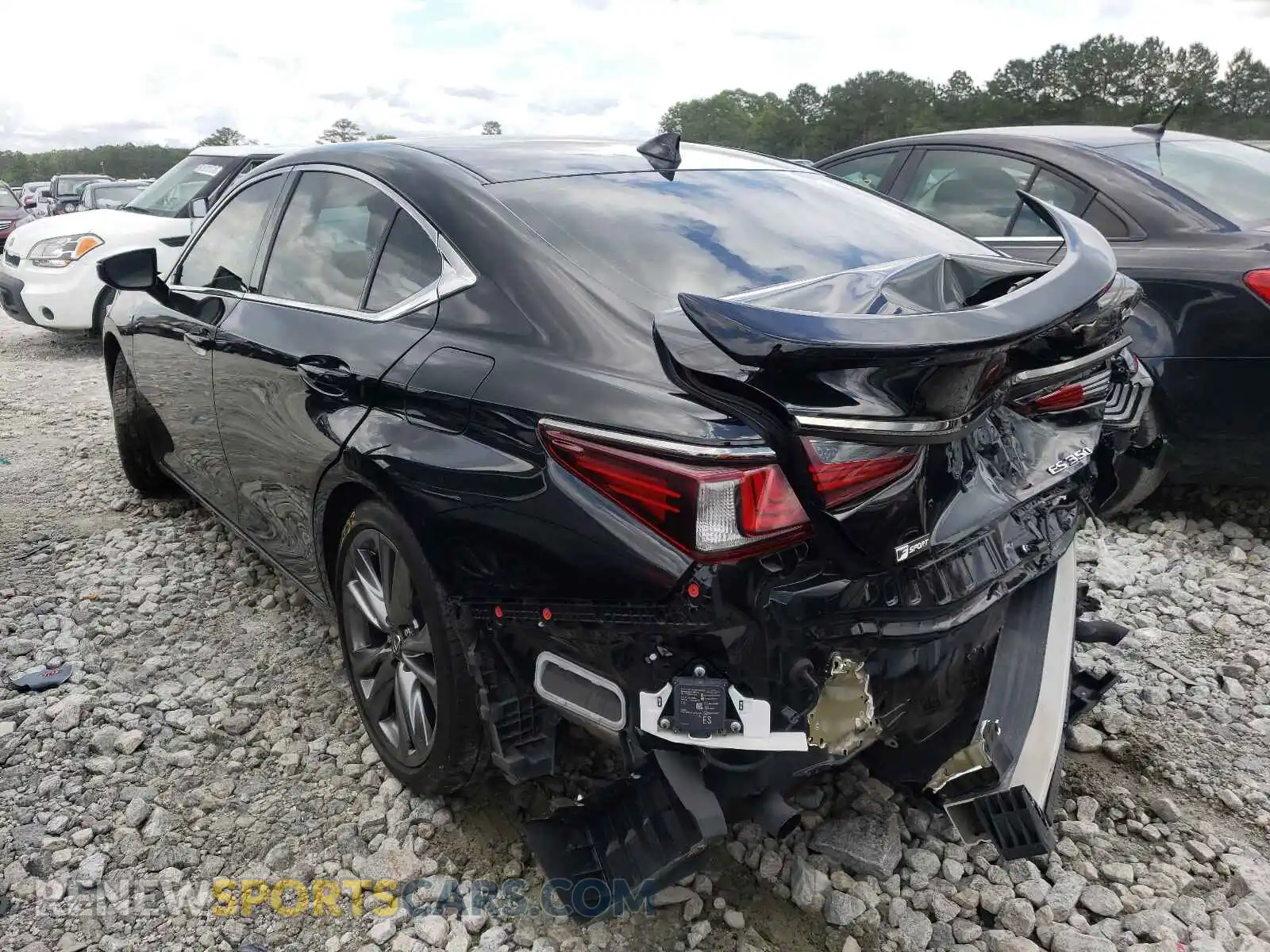 3 Photograph of a damaged car 58ABZ1B15KU015152 LEXUS ES350 2019