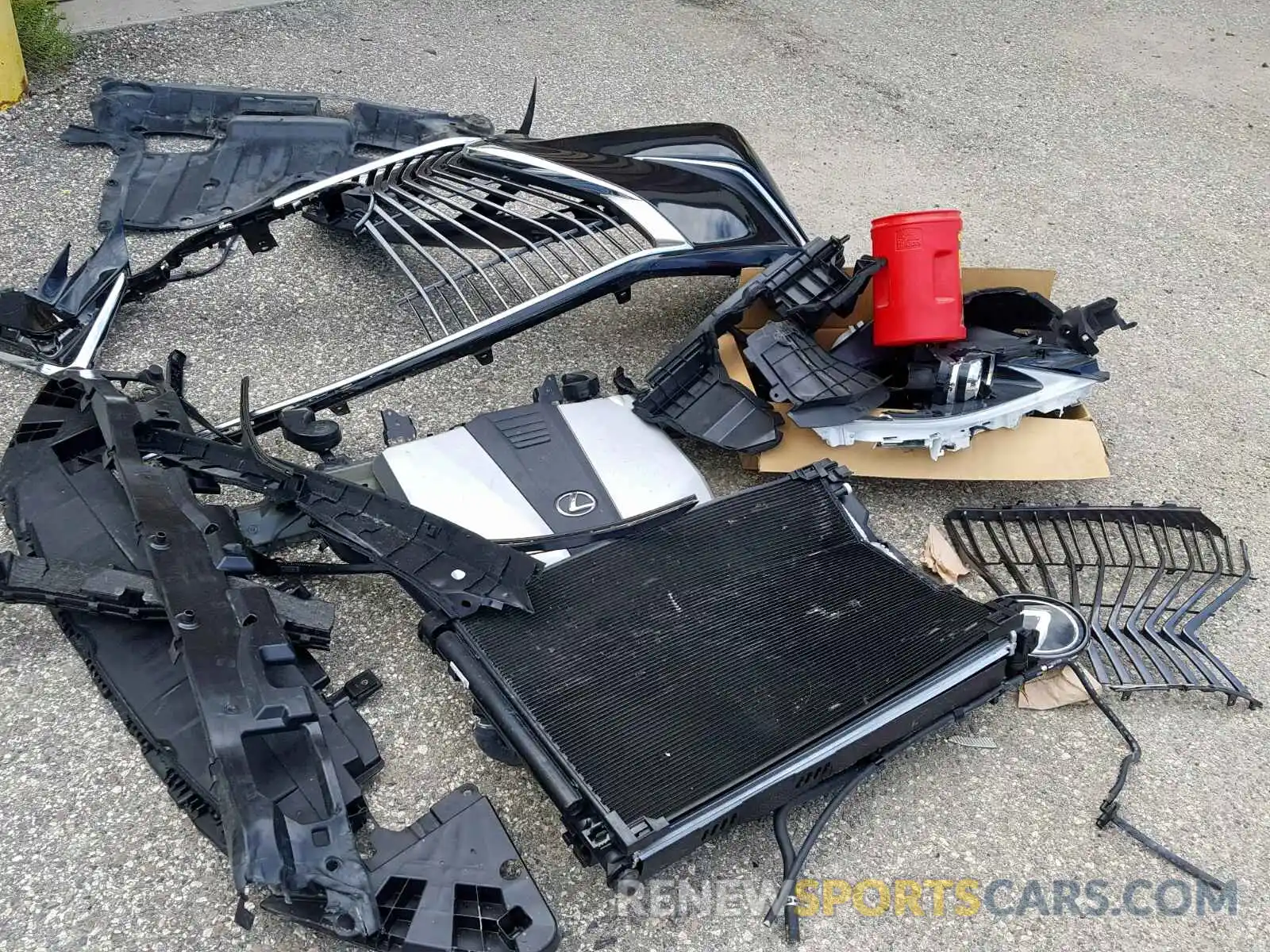 9 Photograph of a damaged car 58ABZ1B15KU034719 LEXUS ES350 2019