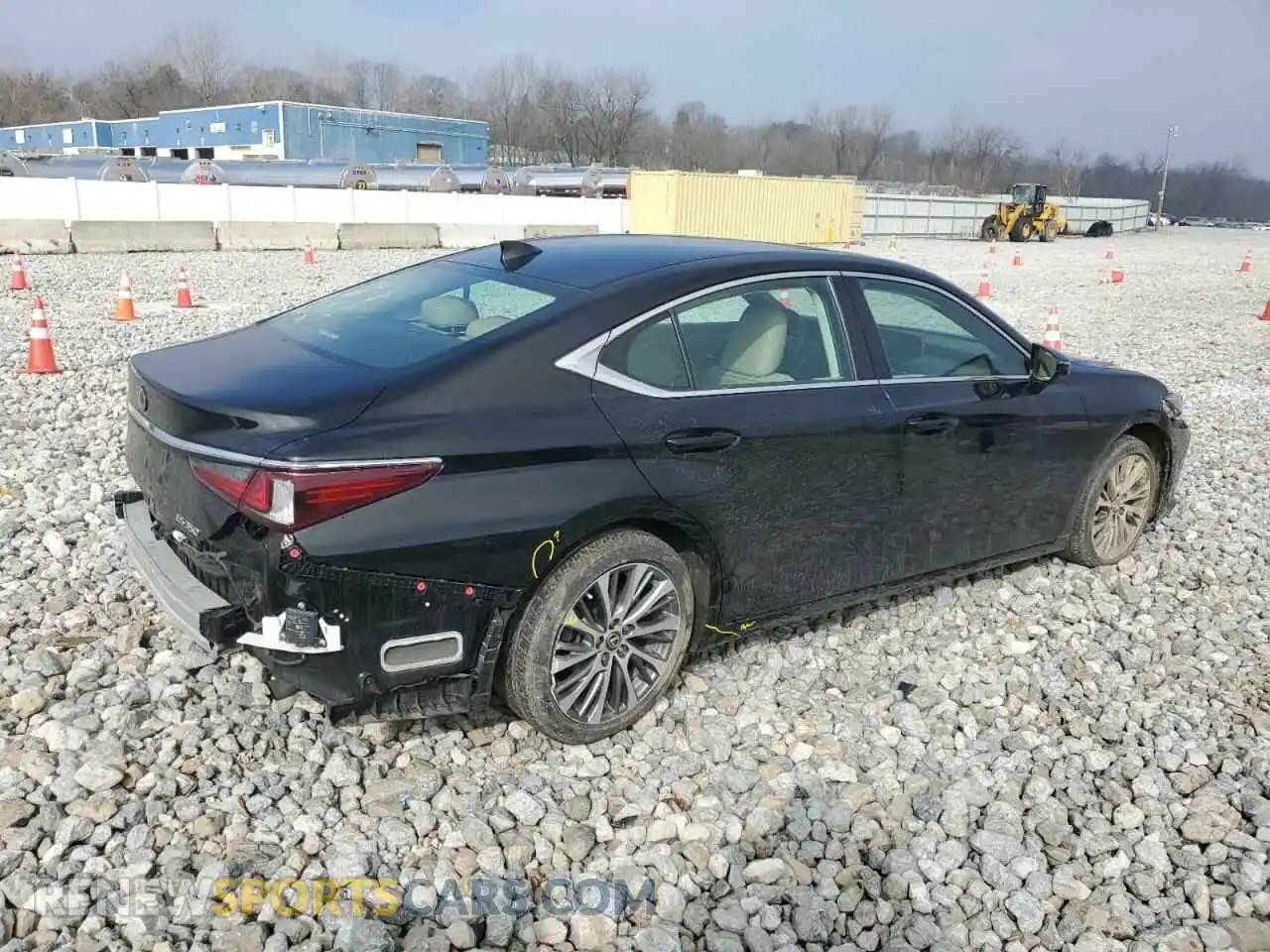 3 Photograph of a damaged car 58ABZ1B16KU024457 LEXUS ES350 2019