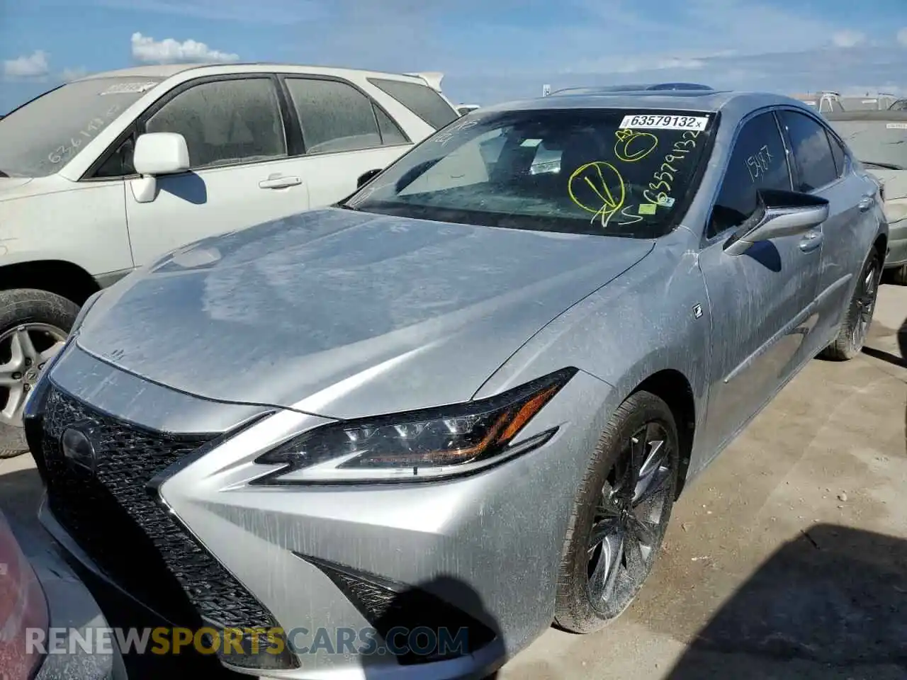 2 Photograph of a damaged car 58ABZ1B17KU006128 LEXUS ES350 2019