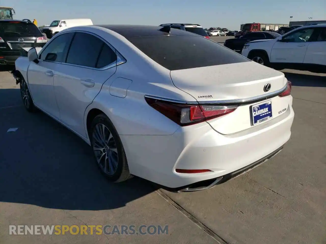 3 Photograph of a damaged car 58ABZ1B17KU006405 LEXUS ES350 2019