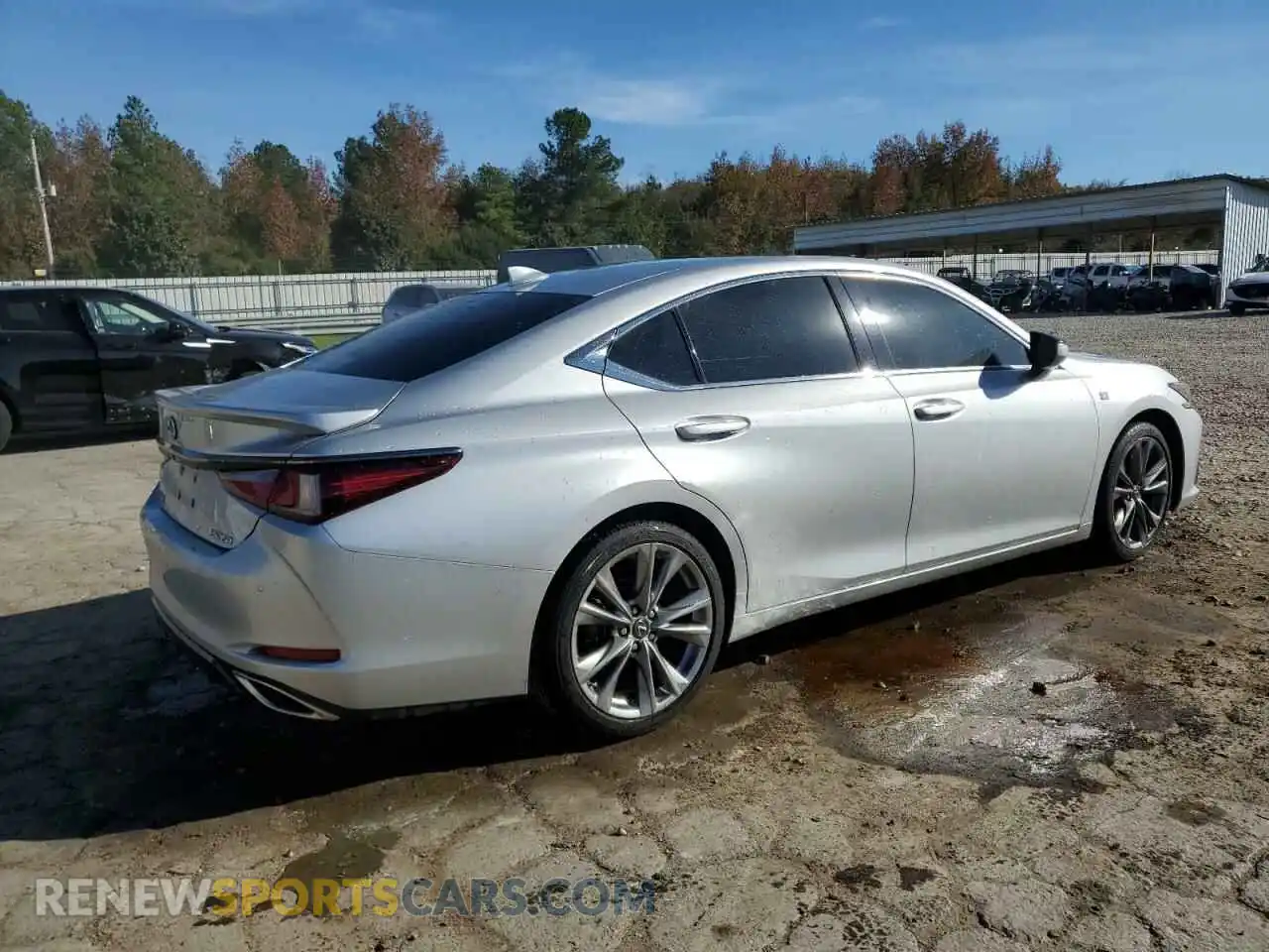 3 Photograph of a damaged car 58ABZ1B17KU013130 LEXUS ES350 2019