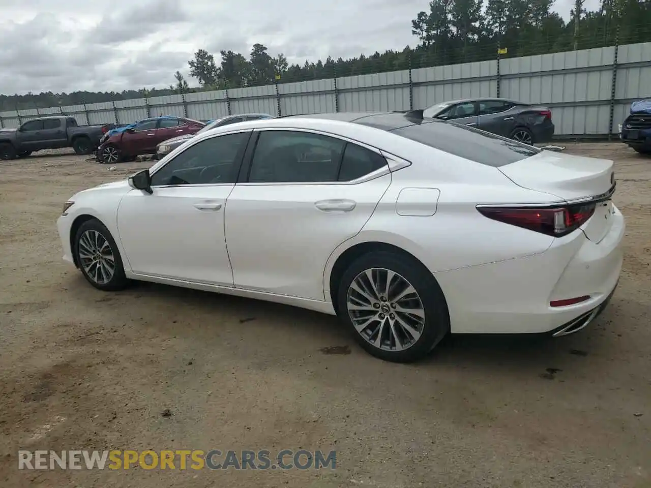 2 Photograph of a damaged car 58ABZ1B18KU007790 LEXUS ES350 2019