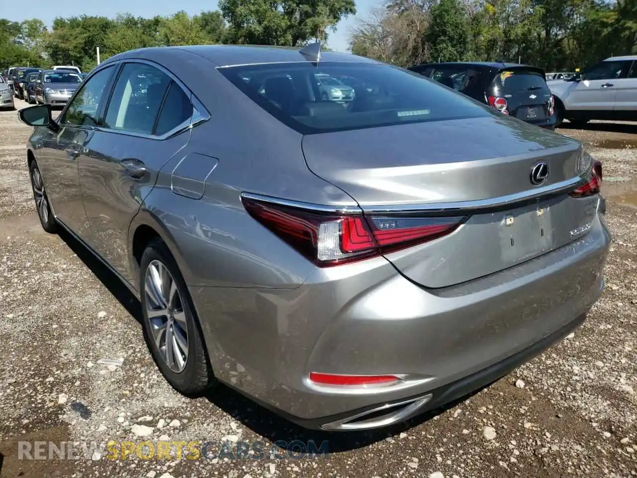 3 Photograph of a damaged car 58ABZ1B19KU008205 LEXUS ES350 2019