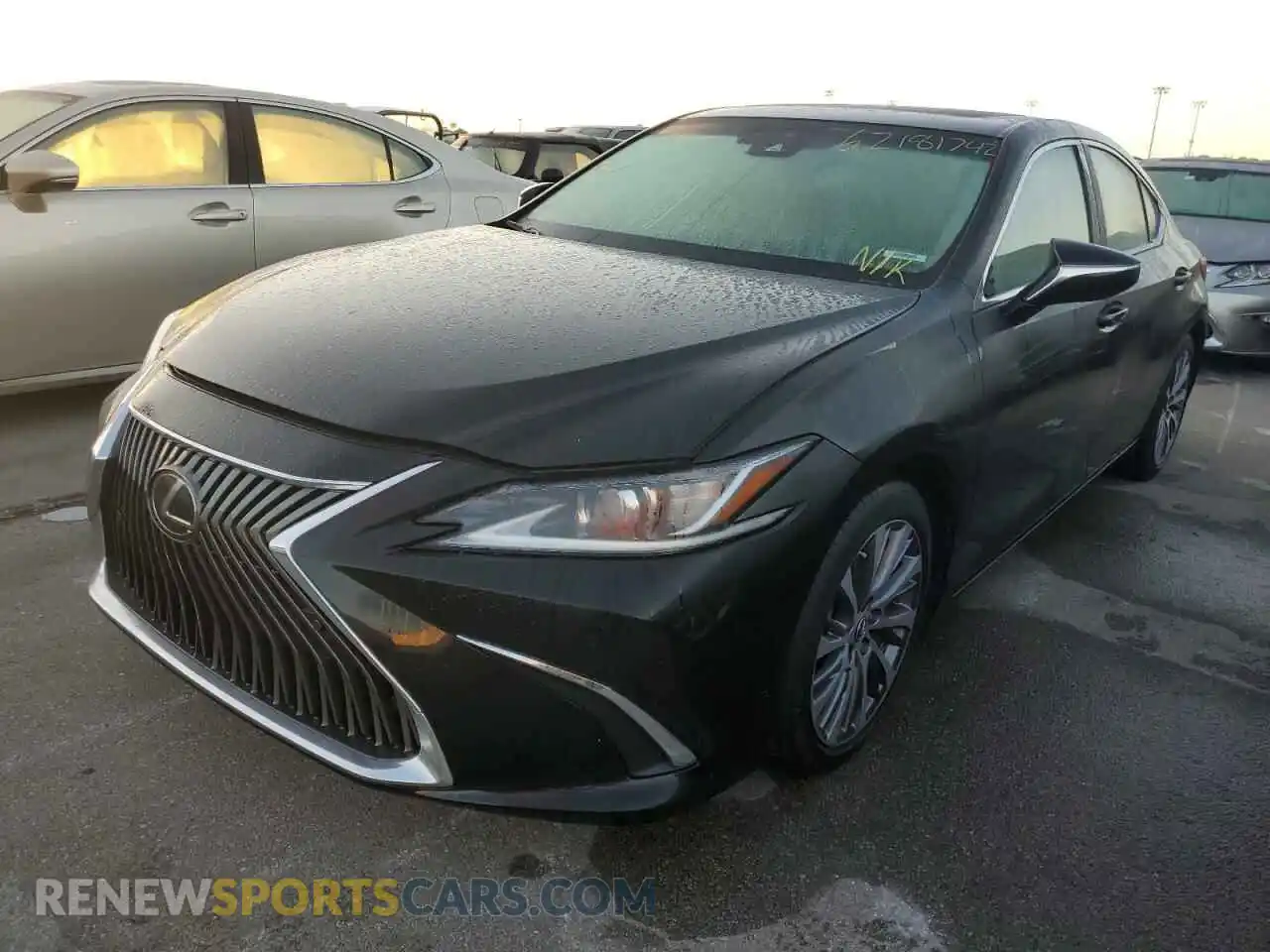 2 Photograph of a damaged car 58ABZ1B19KU008561 LEXUS ES350 2019
