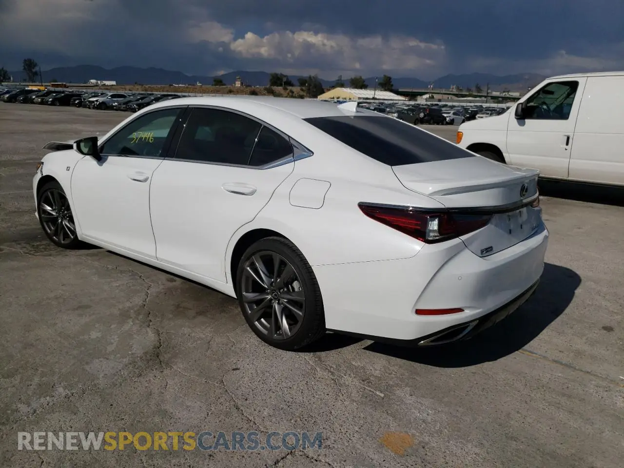 3 Photograph of a damaged car 58ABZ1B1XKU024395 LEXUS ES350 2019